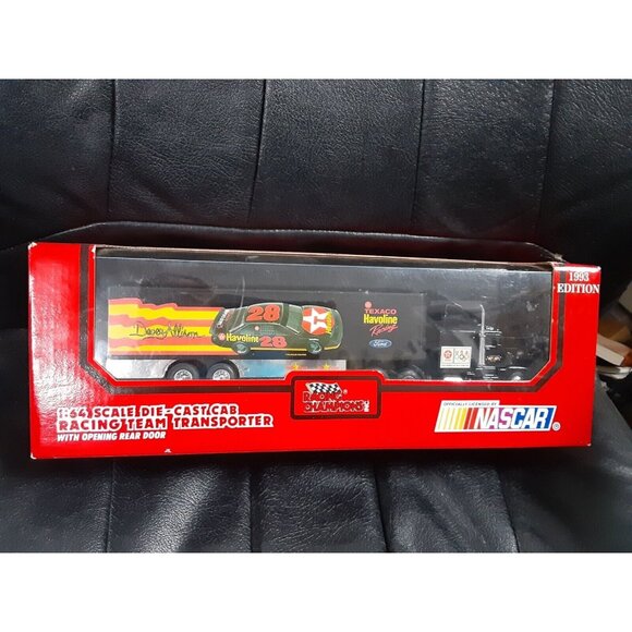 Nascar Other - 1993 RACING CHAMPIONS Davey Allison 28 TEXACO 1:64 Racing Team Transporter New